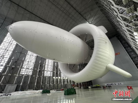 探秘中国“空中发电站”：悬停空中“飞艇”向天取电