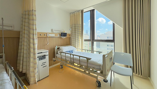 为索高额赔偿 女子“挂床住院”371天 最高法：坚决不支持